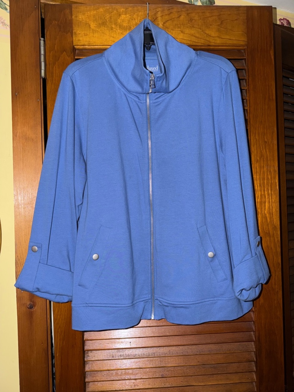 Blue Zip-Front Women's Bomber Jacket with Snap Pockets